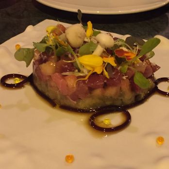 Mont Bar - Tuna tartare - Spanish Near Me - Barcelona, B Mont Bar - Tuna tartare - Spanish Near Me - Barcelona, B