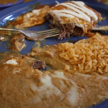 Salsa & Beer - Shredded Beef Burrito with Rice and Beans - Mexican Near Me - Van Nuys, California
