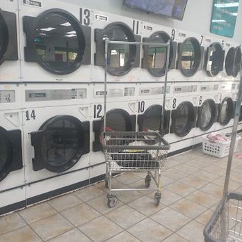 Laundromax - Laundromat Near Me - Farmington Hills, Michigan Laundromax - Laundromat Near Me - Farmington Hills, Michigan