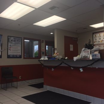 Jiffy Lube - Front counter - Oil Change Stations Near Me - Dupont, Washington Jiffy Lube - Front counter - Oil Change Stations Near Me - Dupont, Washington