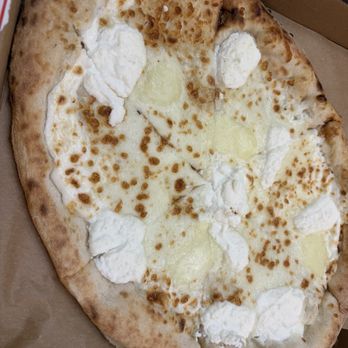 DeSano Pizzeria Napoletana - Cacio e Pepe pizza - Pizza Near Me - Los Angeles, California DeSano Pizzeria Napoletana - Cacio e Pepe pizza - Pizza Near Me - Los Angeles, California