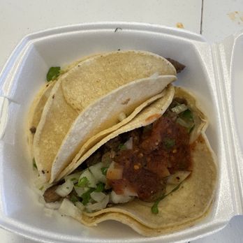 Esmeraldas Ranchito Mexican Grocery Store - Carne asada tacos - International Grocery Near Me - Cortez, Colorado Esmeraldas Ranchito Mexican Grocery Store - Carne asada tacos - International Grocery Near Me - Cortez, Colorado