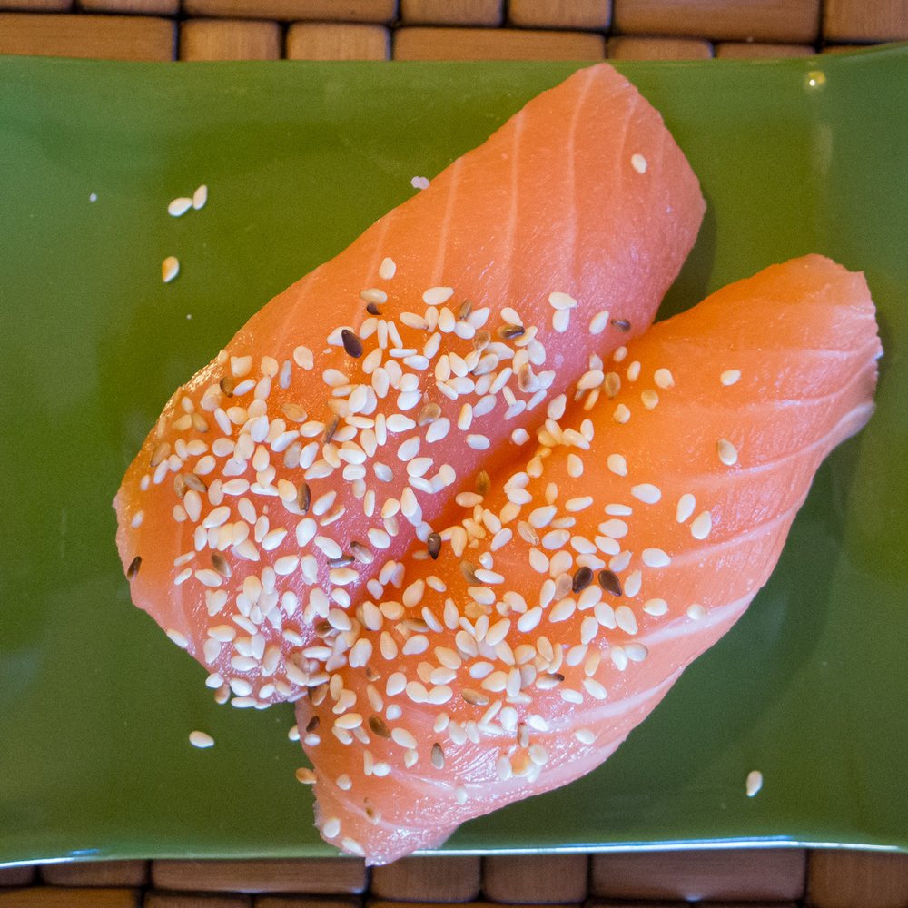 Dom Sushi - Salmon sushi - Sushi Bars Near Me - Gdańsk, PM