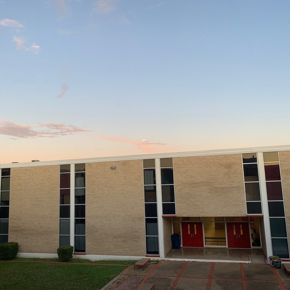 Macarthur High School - Clean space - Middle Schools & High Schools Near Me - Irving, Texas Macarthur High School - Clean space - Middle Schools & High Schools Near Me - Irving, Texas