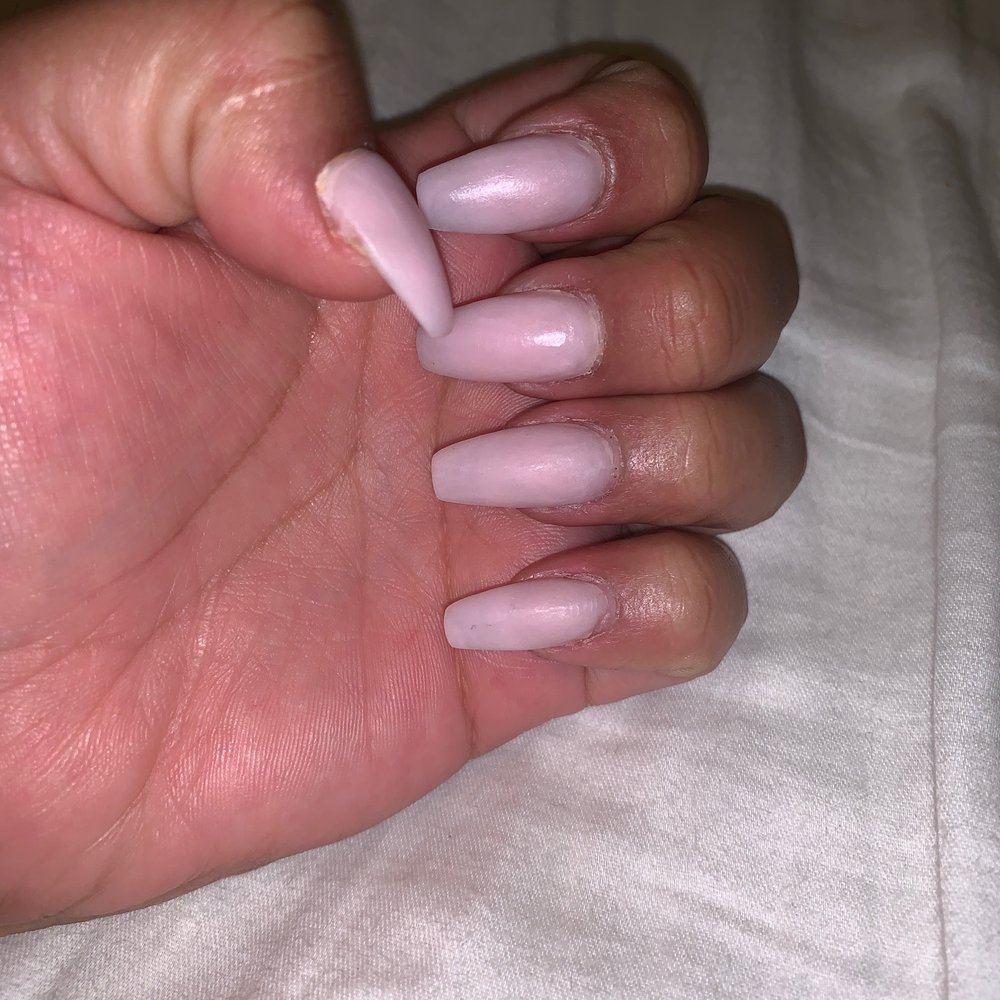 Shiny Nails - Nail Salons Near Me - Carson, California