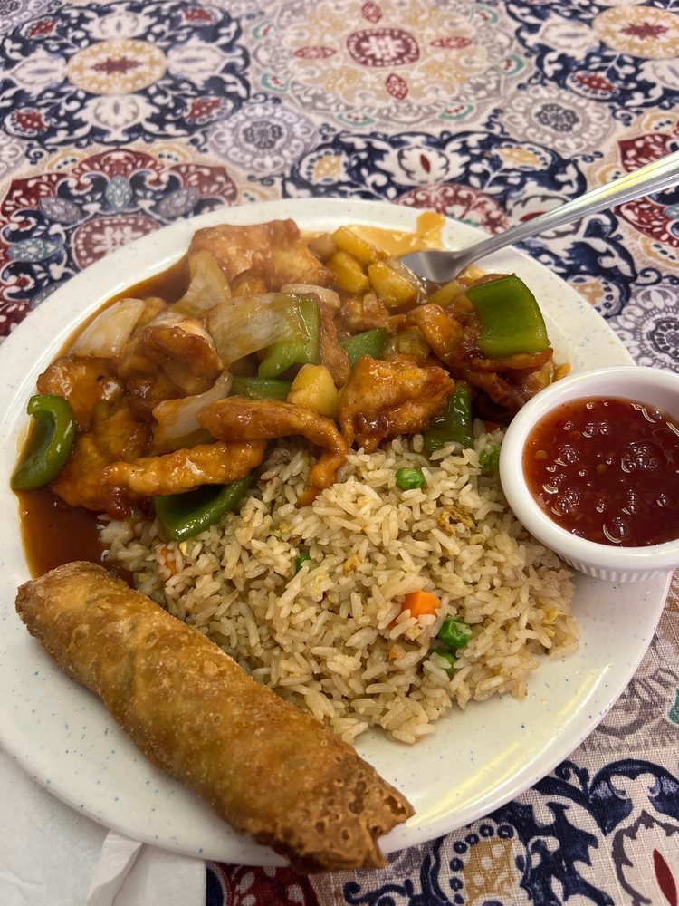 THE TEACUP CLOSED Updated August 2024 10 Photos 219 N Nixon Ave