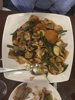 Ru Yi Asian Cuisine by null