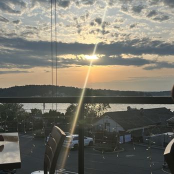 Alice's - Can't beat the view! - New American Near Me - Lake Hopatcong, New Jersey