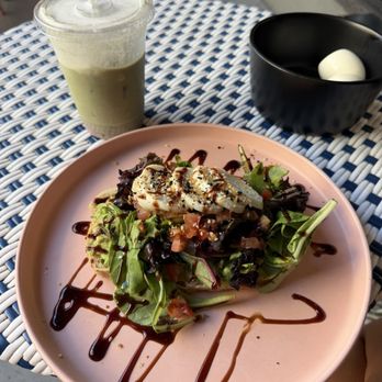 Chiefy Cafe - Gaslamp - I wanted protein so they added egg to the Avacado toast for me. It was delicious! - Coffee & Tea Near Me - San Diego, California Chiefy Cafe - Gaslamp - I wanted protein so they added egg to the Avacado toast for me. It was delicious! - Coffee & Tea Near Me - San Diego, California