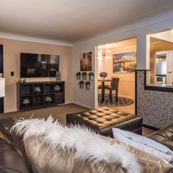 HomeLinkCincinnati Corporate Housing & Furnished Apartments - One of our very favorite spots! This unit in the Deer Park/Kenwood area just got a $50,000 complete renovation and so far it's a hit!