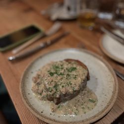 Off Alley - Pork belly roulade, country gravy