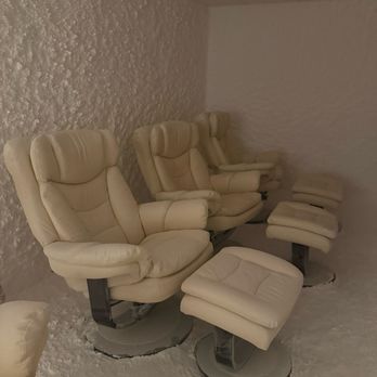 The Salt Room - Session room - Massage Near Me - Orlando, Florida The Salt Room - Session room - Massage Near Me - Orlando, Florida