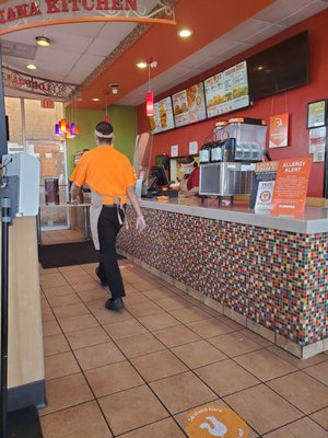 Popeyes Louisiana Kitchen 64 Photos 160 Reviews Fast Food 11011 Victory Blvd N Hollywood Ca Restaurant Reviews Phone Number Menu