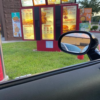 Popeyes Louisiana Kitchen - a view of the outside of a fast food restaurant - Fast Food Near Me - Pasadena, Texas