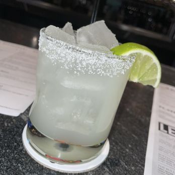 Arni's - Brownsburg - Margaritas Lime - American Near Me - Brownsburg, Indiana