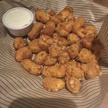 Cheddar's Scratch Kitchen - Cheddar bites, fire - Comfort Food Near Me - Glendale, Arizona