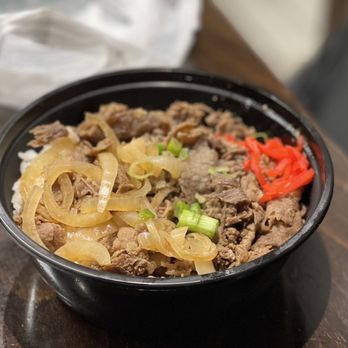 Tampopo - Sukiyaki Beef Rice Bowl (~$10) - Japanese Curry Near Me - Cambridge, Massachusetts