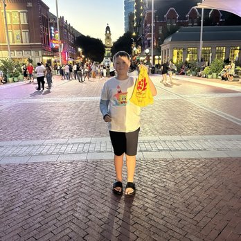 Sundance Square - Shopping Centers Near Me - Fort Worth, Texas