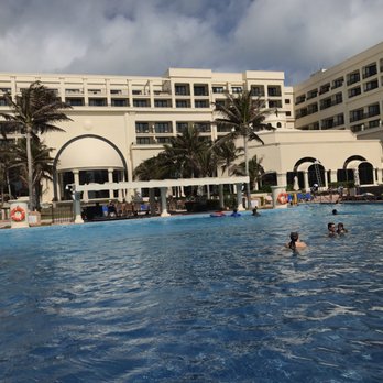 Marriott Cancun Resort - The amazing, enormous pool. Nice swim-up pool bar, too, so I heard. - Hotels Near Me - Cancún, ROO