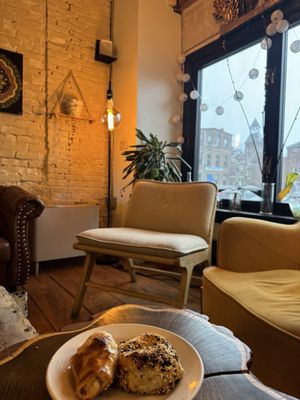 Cafe Balagan by null