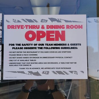 Del Taco - Says dining room is open - Mexican Near Me - Fullerton, California Del Taco - Says dining room is open - Mexican Near Me - Fullerton, California