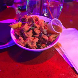 Oui Cocktail Lounge - Calamari