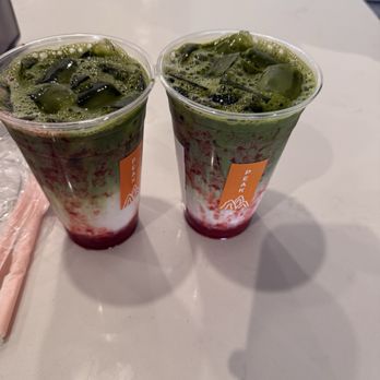Peak Cafe - Strawberry matcha - Cafes Near Me - Northridge, California