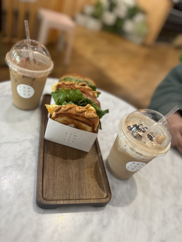Food from Semicolon Cafe