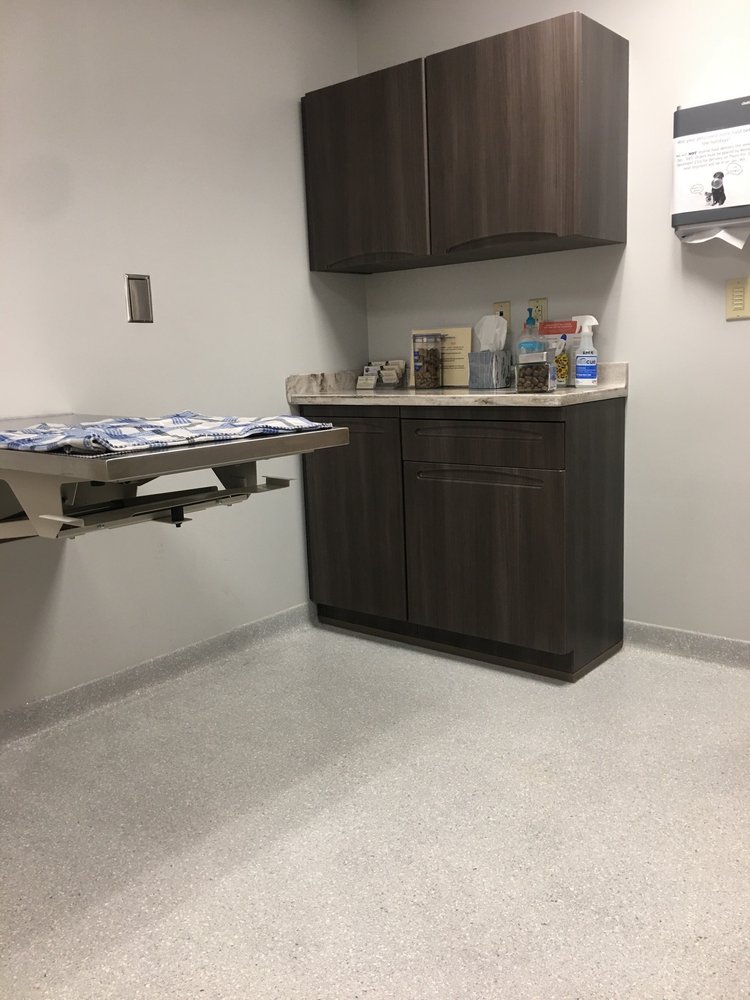 AURORA VETERINARY CLINIC 11 Reviews 305 Aurora Commons Cir, Aurora