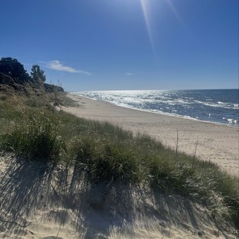 Singapore Room - Oval beach, Saugatuck Michigan - Lounges Near Me - Saugatuck, Michigan Singapore Room - Oval beach, Saugatuck Michigan - Lounges Near Me - Saugatuck, Michigan