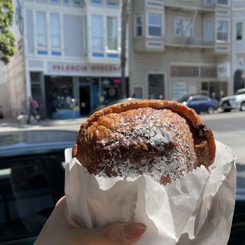 Arsicault - Chocolate Almond Croissant - Bakeries Near Me - San Francisco, California