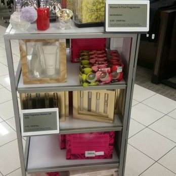 Kohl's - Fragrance display - Department Stores Near Me - GILBERT, Arizona