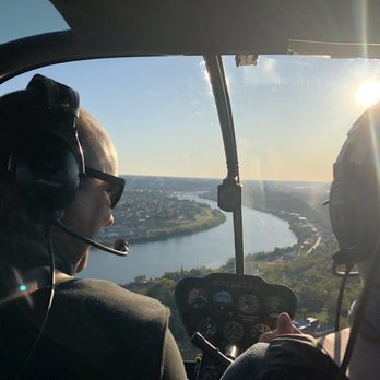Stratus Helicopters - He looks excited - Tours Near Me - Cincinnati, Ohio