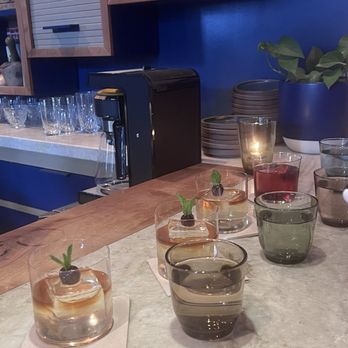 True Laurel - Cocktail Bars Near Me - San Francisco, California True Laurel - Cocktail Bars Near Me - San Francisco, California