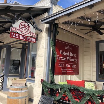 Ursa at Branch On High - Wine Tasting Room Near Me - Comfort, Texas Ursa at Branch On High - Wine Tasting Room Near Me - Comfort, Texas
