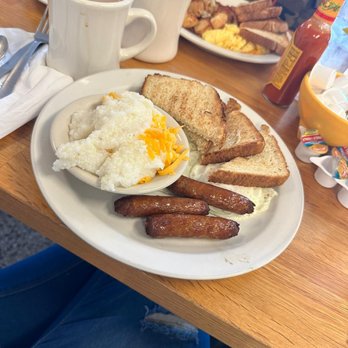 Beachside Cafe - Grits, Eggs, Sausage, Toast, Breakfast. - Breakfast & Brunch Near Me - Indialantic, Florida