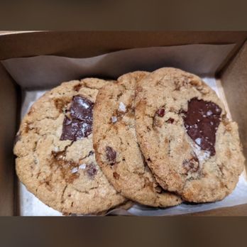 Batch 22 Bakery - Another Yelper's pic from a year ago is what I expected it to look like - Desserts Near Me - Los Gatos, California Batch 22 Bakery - Another Yelper's pic from a year ago is what I expected it to look like - Desserts Near Me - Los Gatos, California