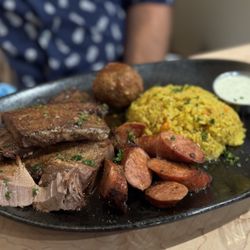 Luma Bar & Eatery - Mixed grill