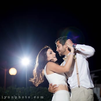 Coconut Palm Inn - destination wedding coconut palm inn © steph lynn photo 2015 www.stephlynnphoto.com - Hotels Near Me - Tavernier, Florida