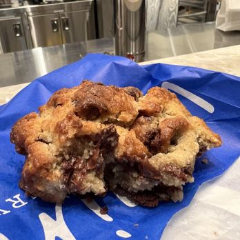 Levain Bakery - Inside of Chocolate Chip Walnut Cookie - Bakeries Near Me - New York, New York Levain Bakery - Inside of Chocolate Chip Walnut Cookie - Bakeries Near Me - New York, New York