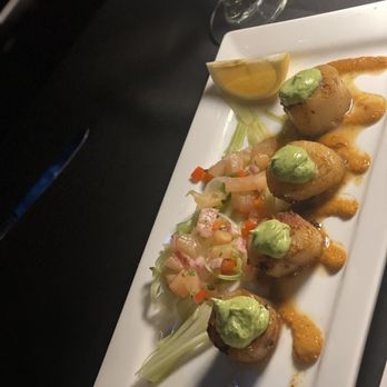 Penumbra - Appetizer: scallops - Wine Bars Near Me - Chicago, Illinois Penumbra - Appetizer: scallops - Wine Bars Near Me - Chicago, Illinois