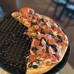 Rick's New York Style Pizza - New Yorker