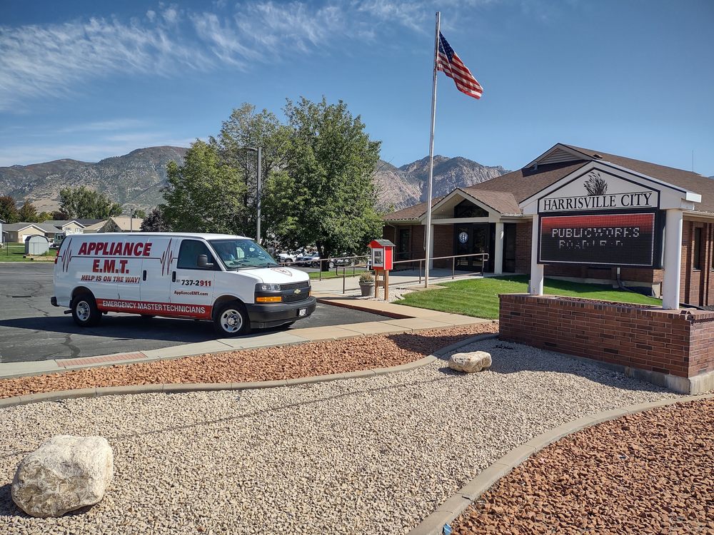 A APPLIANCE EMT Updated September 2024 18 Photos 2637 N