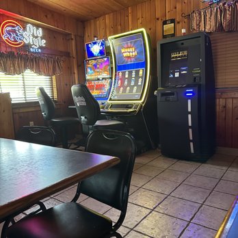 Walton Tap - A look to the slot machines in the northwest corner. - Restaurants Near Me - Dixon, Illinois