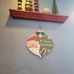 Fontana's Cafe - Holiday Decor
