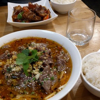 Chez Hibou - Porc braisé sauje soja + boeuf sauce Sichuan - Chinese Near Me - Bordeaux, 33 Chez Hibou - Porc braisé sauje soja + boeuf sauce Sichuan - Chinese Near Me - Bordeaux, 33
