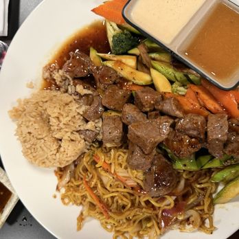 Ichiban - Steak rice and noodles and vegetables - Sushi Bars Near Me - Oklahoma City, Oklahoma