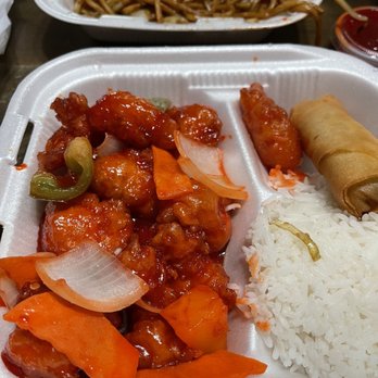 Chopsticks Chinese Cuisine - Sweet & Sour Chicken (lunch special) - Chinese Near Me - Poway, California Chopsticks Chinese Cuisine - Sweet & Sour Chicken (lunch special) - Chinese Near Me - Poway, California