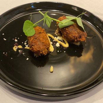 Hyde N Chic Restaurant - New American Near Me - Naples, Florida