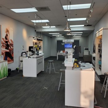 Verizon - Mobile Phones Near Me - La Crescenta, California Verizon - Mobile Phones Near Me - La Crescenta, California